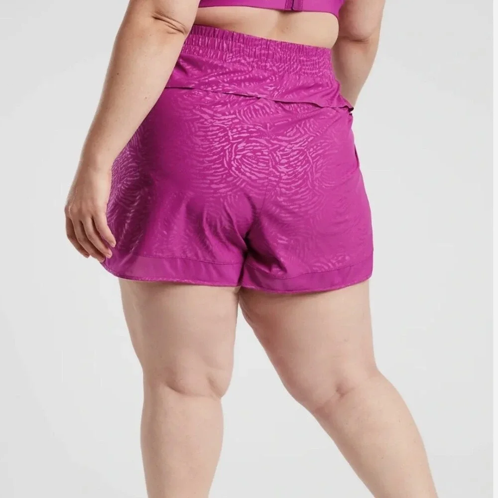 Athleta Women 4